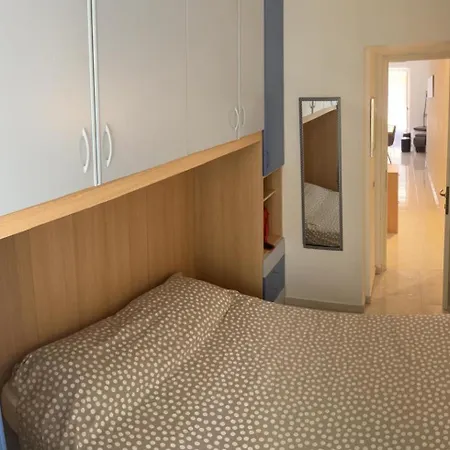 Apartament Deloye Fshh
